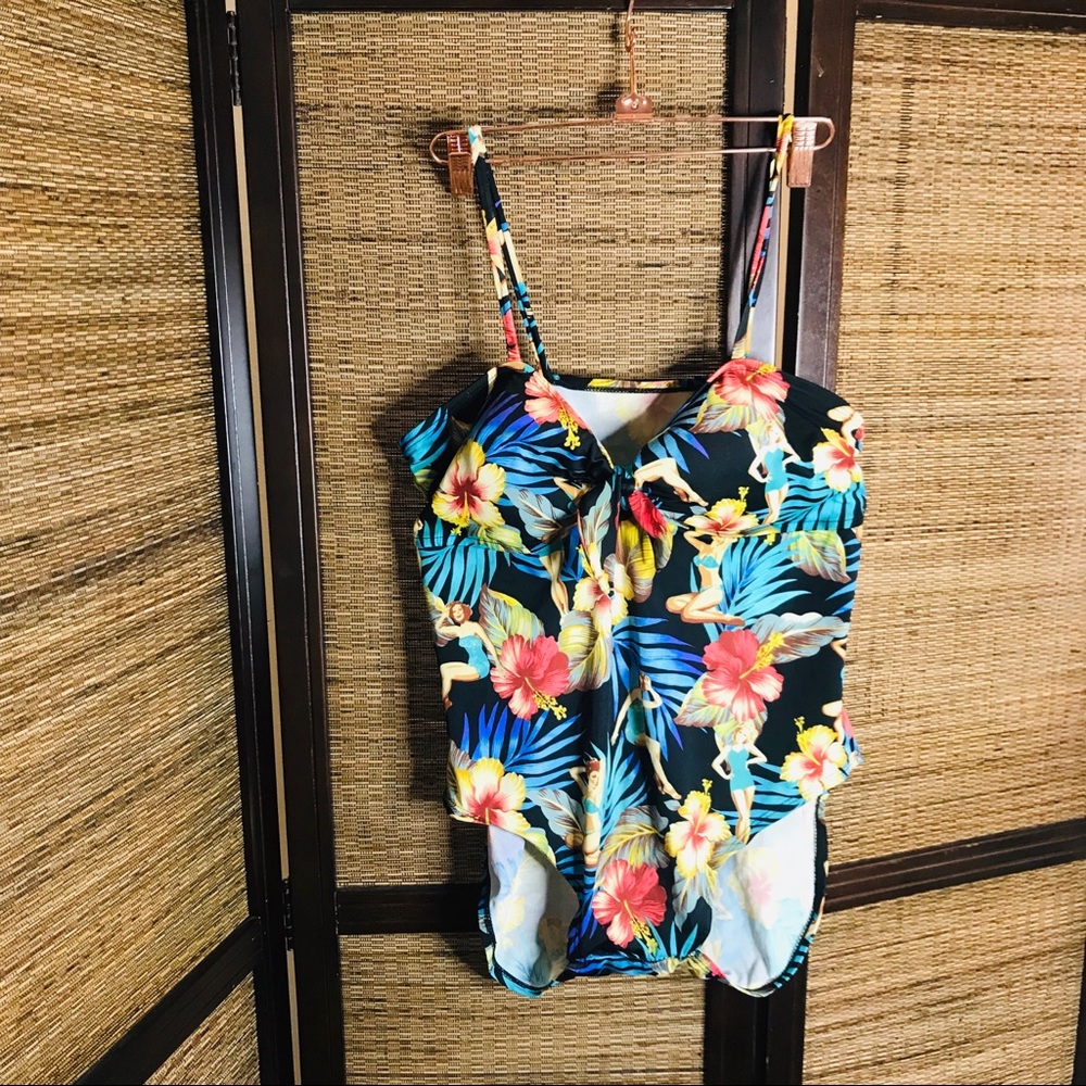 COPY - Kathy Ireland Pinup Floral 1950’s Swimsuit Size 18